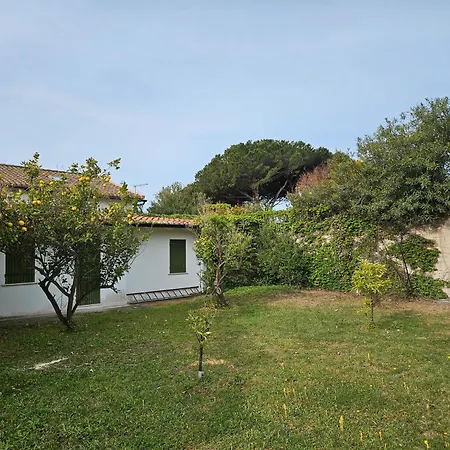 Holiday home Monolocale Melograno