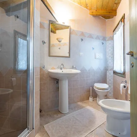 Monolocale Melograno * クアルトゥ・サンテーレナ