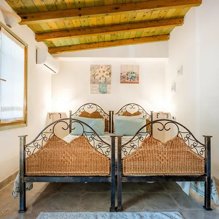 Casa de Férias Monolocale Melograno Quartu SantʼElena